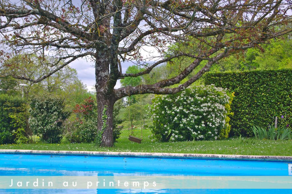 Chez Mamie Et Papi Bed and Breakfast Puynormand Exteriör bild