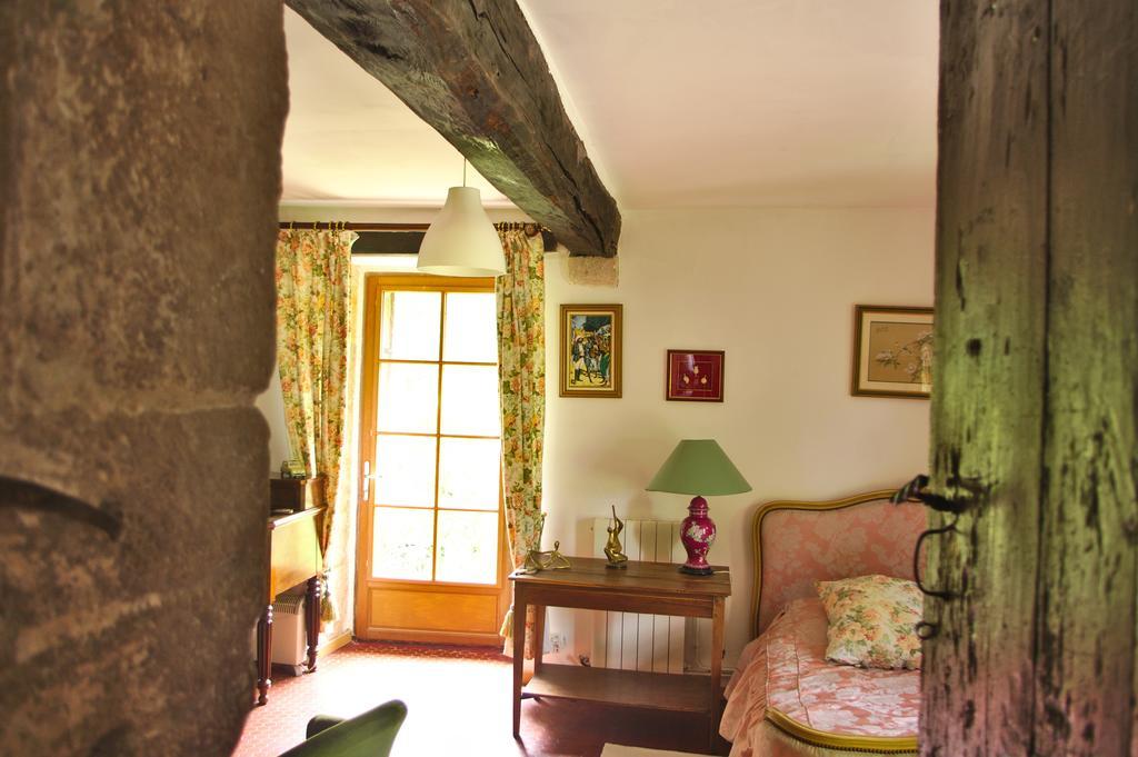 Chez Mamie Et Papi Bed and Breakfast Puynormand Exteriör bild