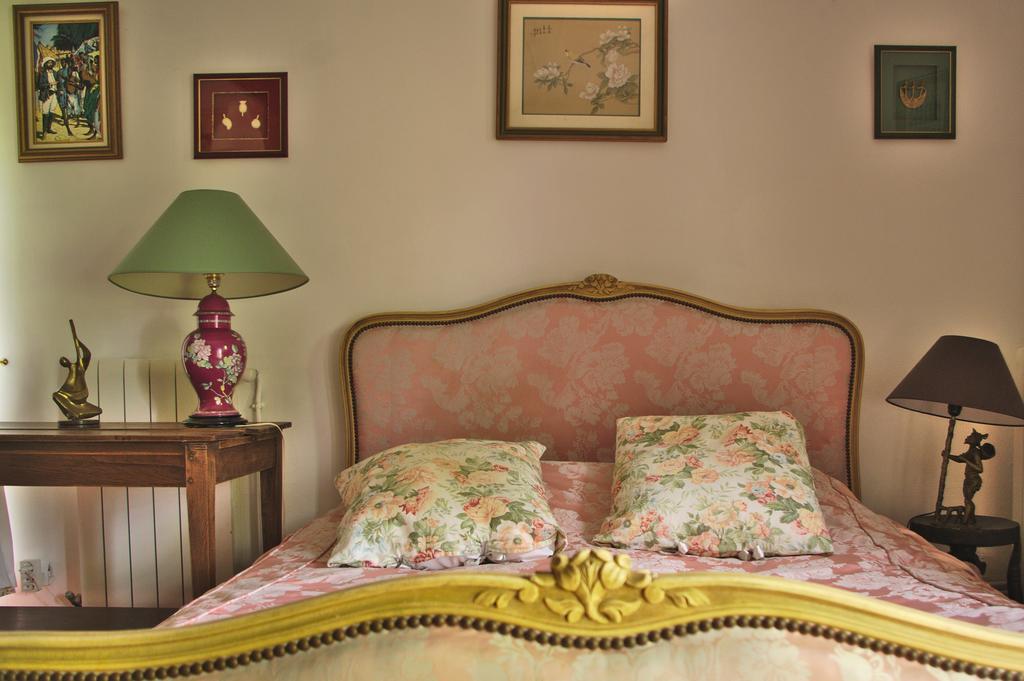 Chez Mamie Et Papi Bed and Breakfast Puynormand Exteriör bild