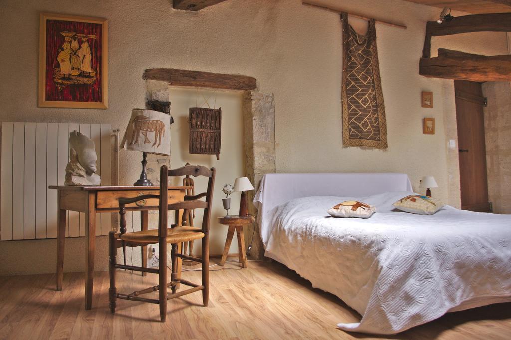 Chez Mamie Et Papi Bed and Breakfast Puynormand Exteriör bild